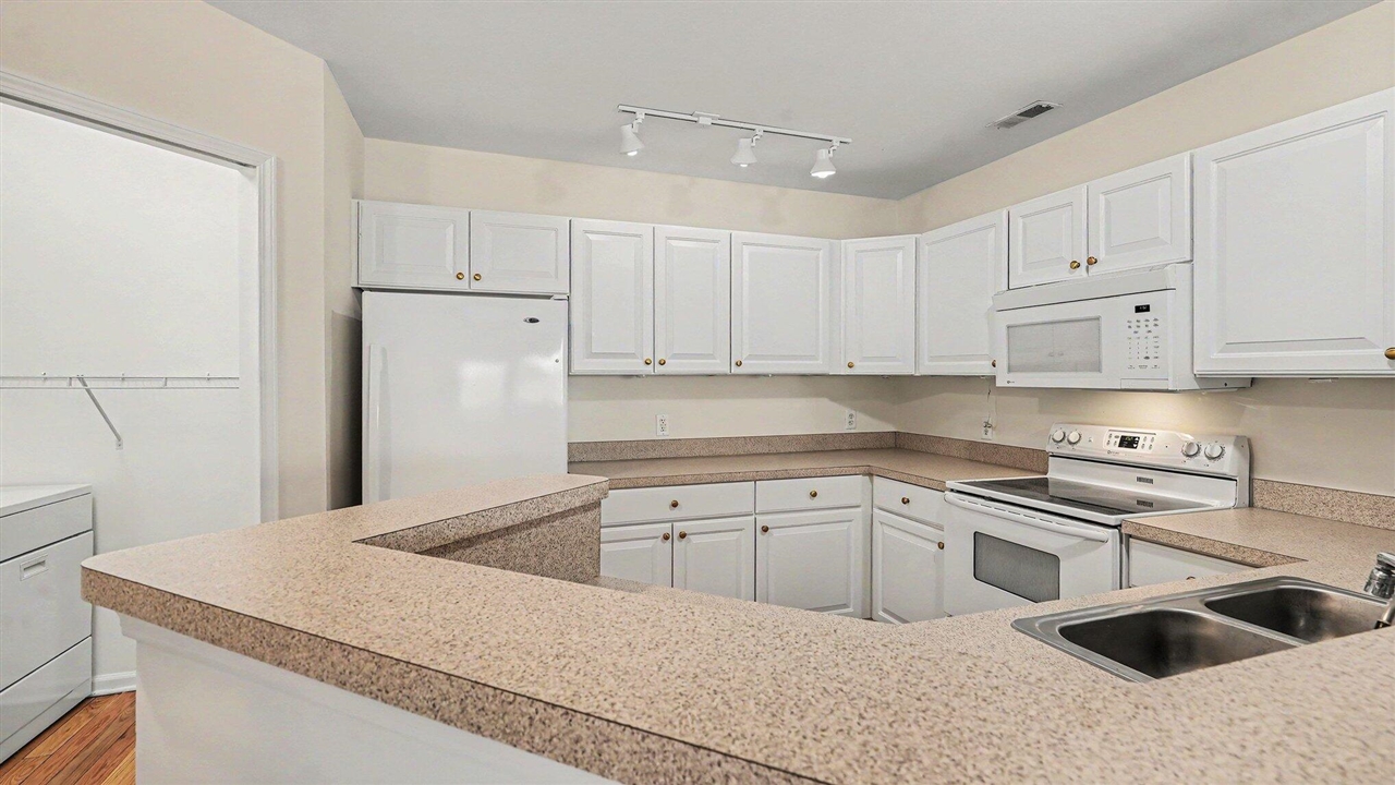 1159 Joyce Lane, Ann Arbor, MI, 48103-8869