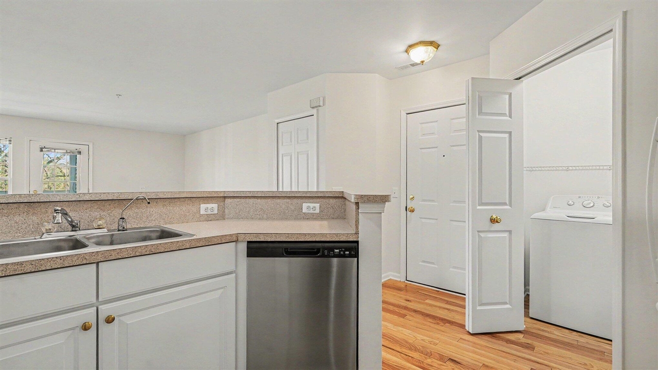 1159 Joyce Lane, Ann Arbor, MI, 48103-8869