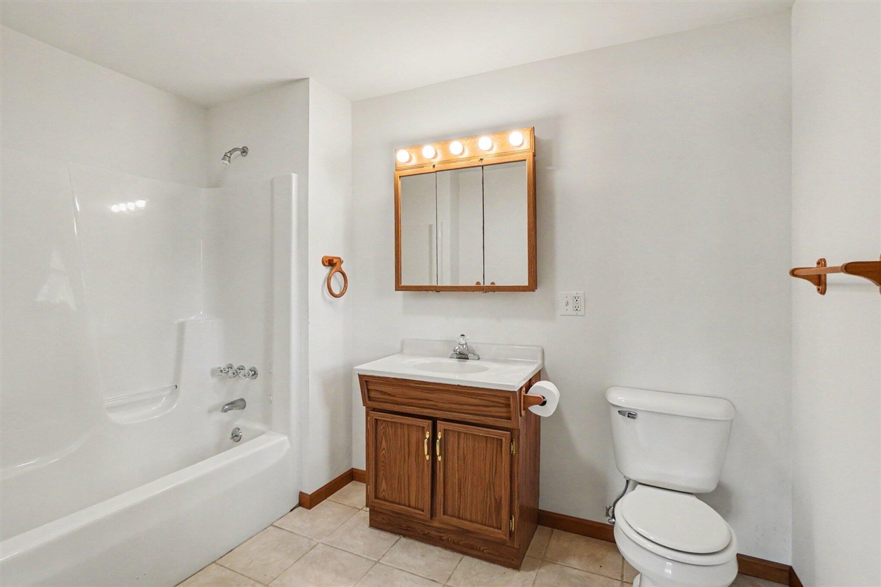 32058 County Road 687, Bangor, MI, 49013-9476