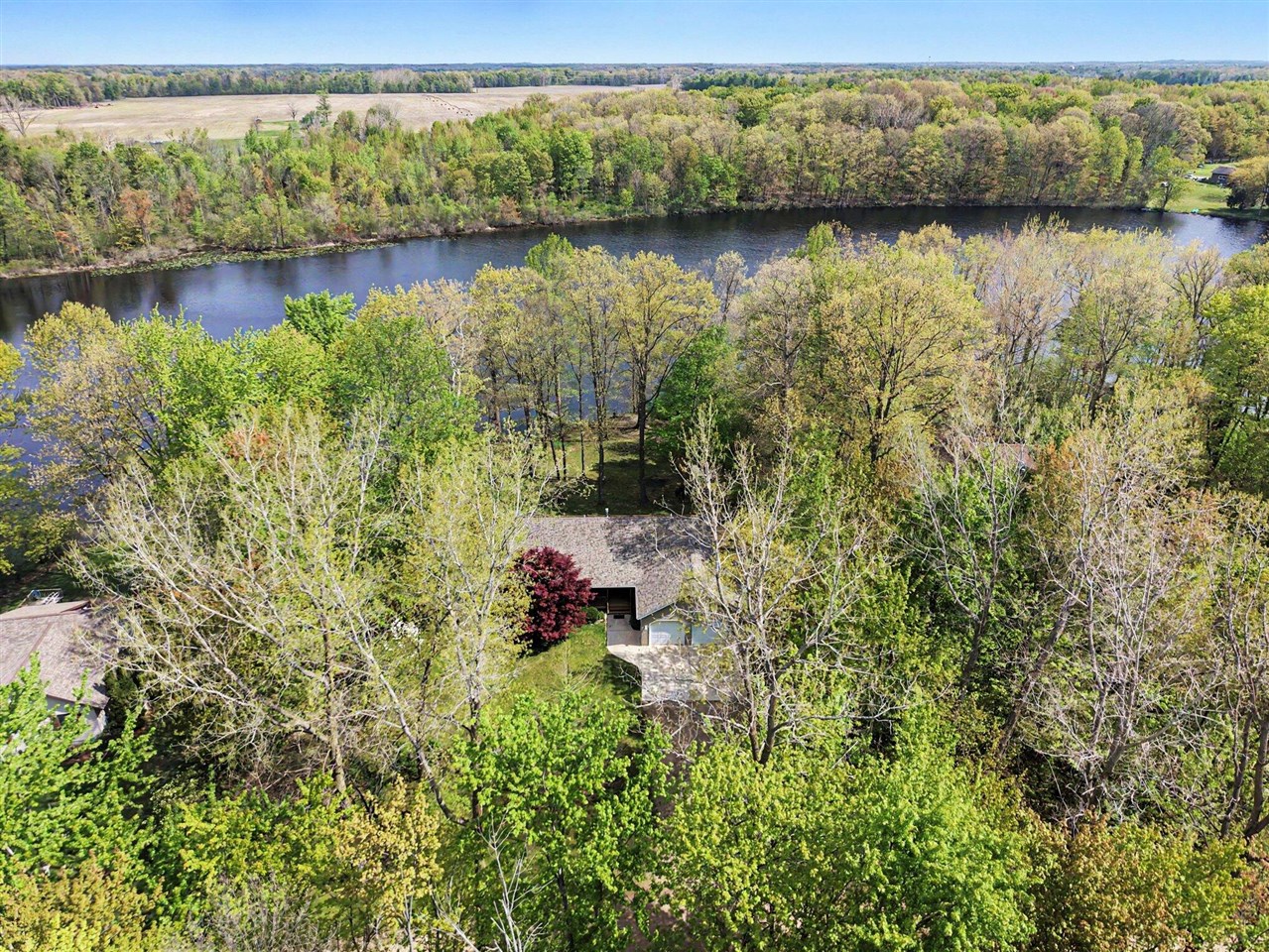 32058 County Road 687, Bangor, MI, 49013-9476