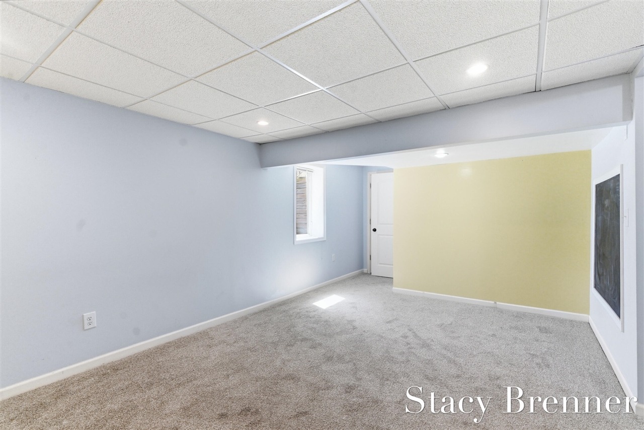 2620 138th Avenue, Dorr, MI, 49323-9537