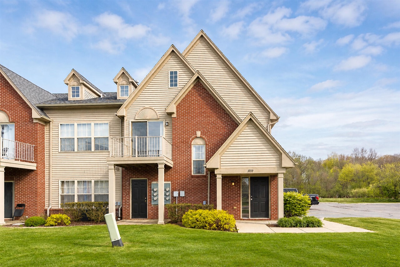 1039 Addington Lane, Ann Arbor, MI, 48108-8946