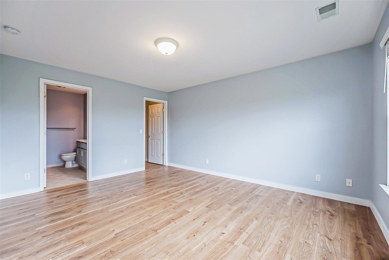 1039 Addington Lane, Ann Arbor, MI, 48108-8946