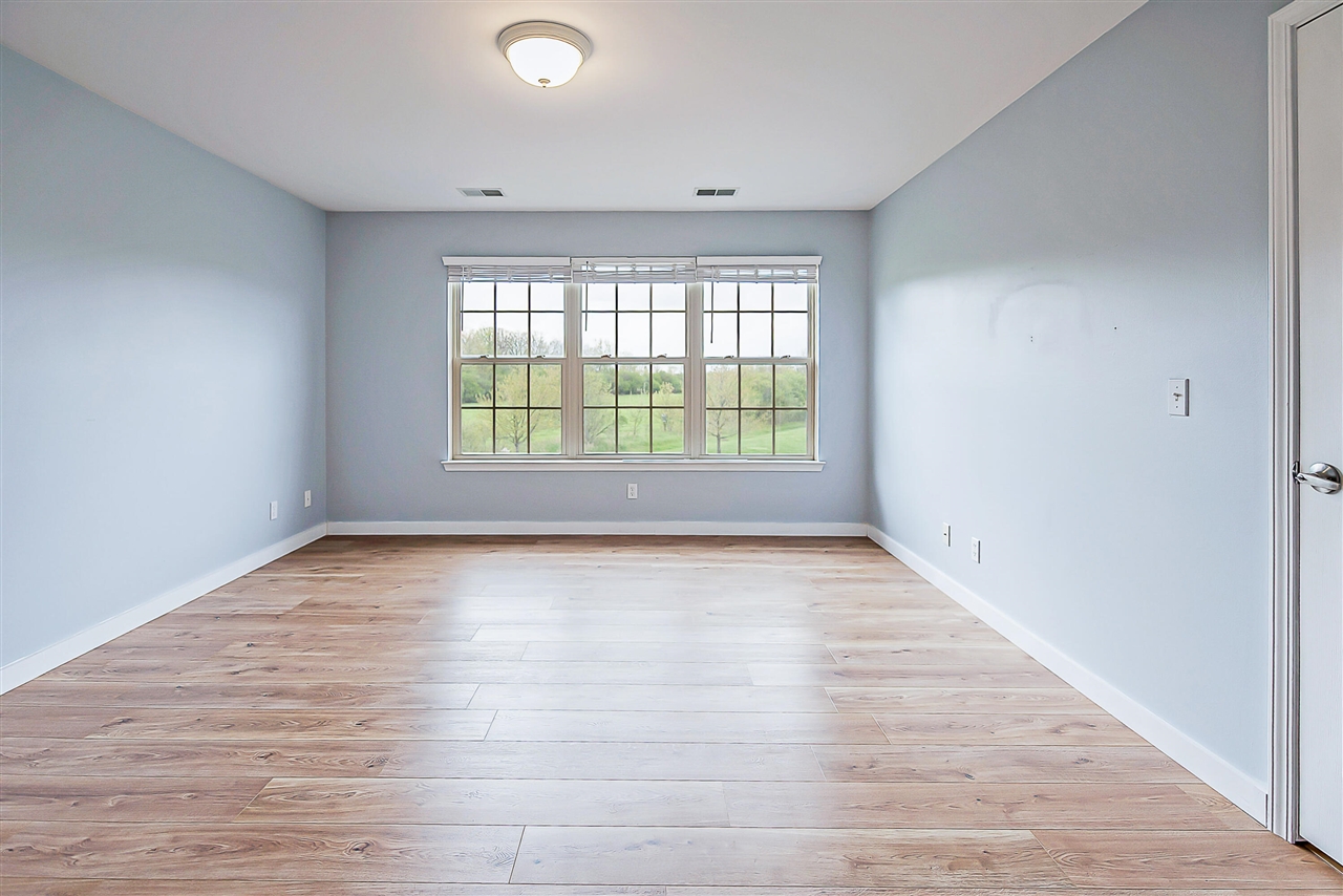 1039 Addington Lane, Ann Arbor, MI, 48108-8946