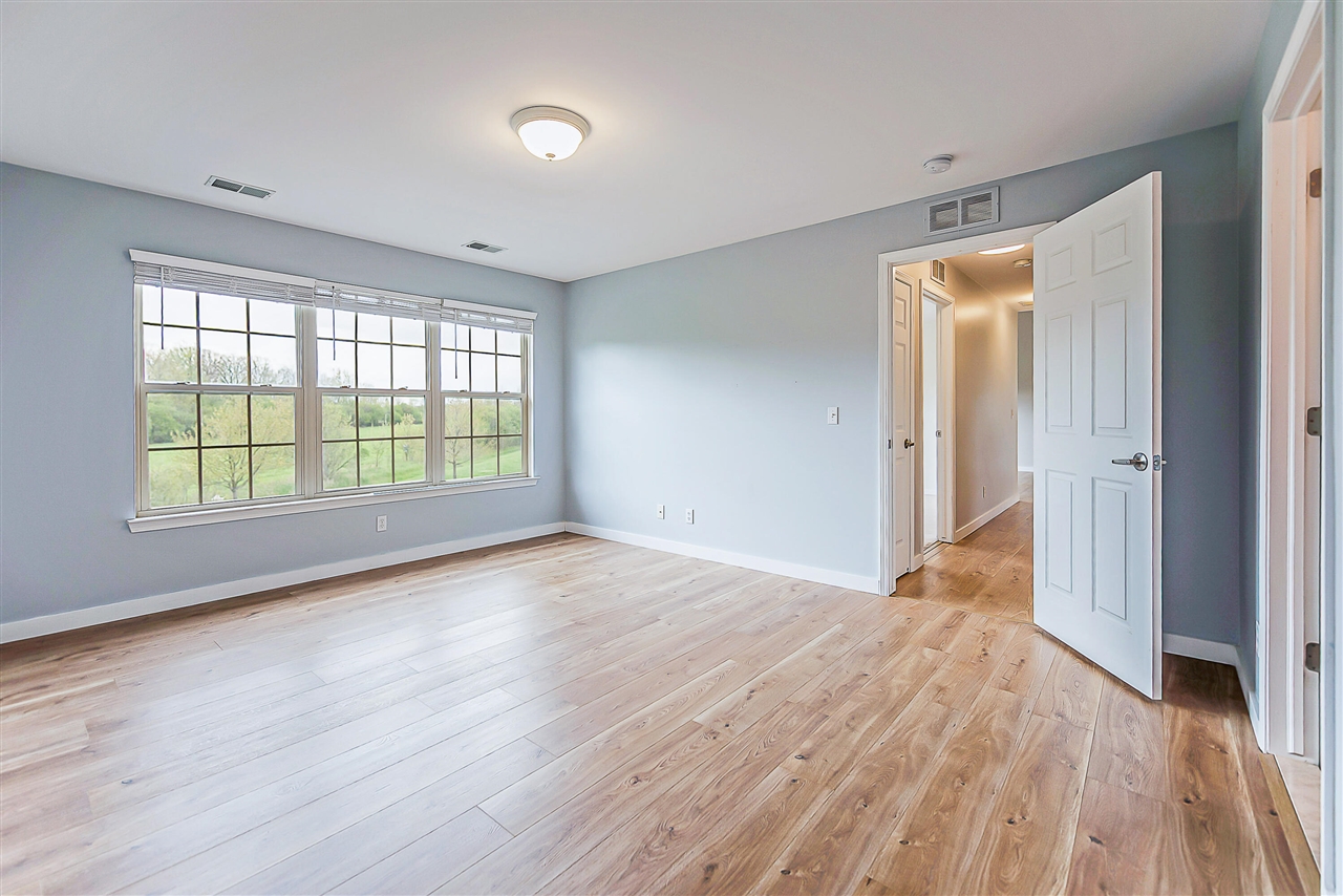 1039 Addington Lane, Ann Arbor, MI, 48108-8946