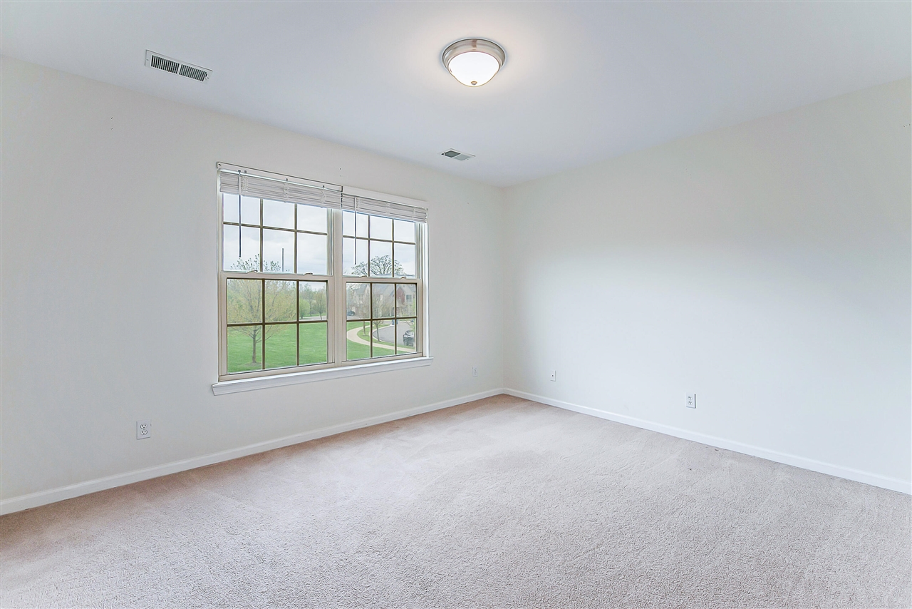 1039 Addington Lane, Ann Arbor, MI, 48108-8946