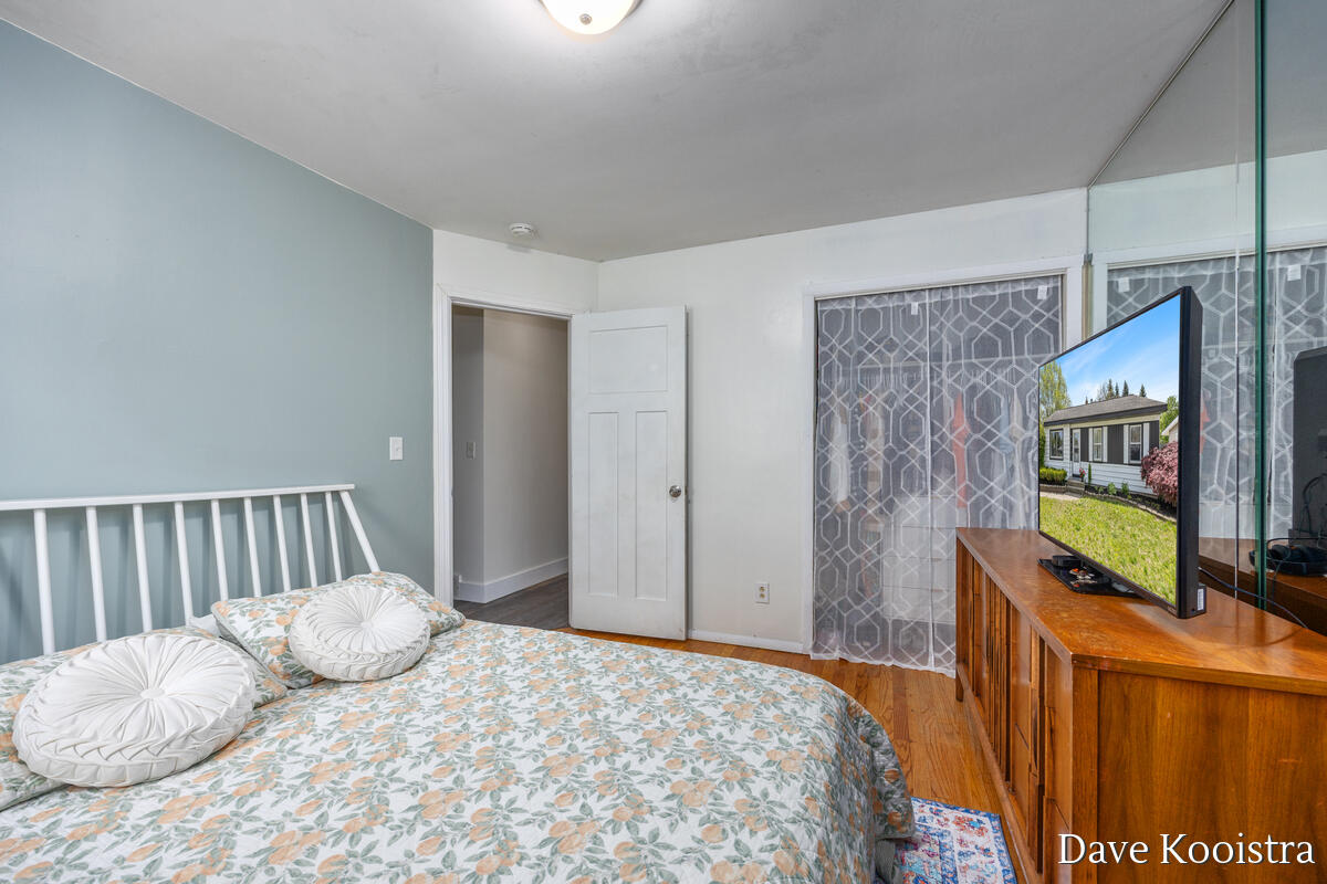 1704 Kentfield Street, Wyoming, MI, 49519
