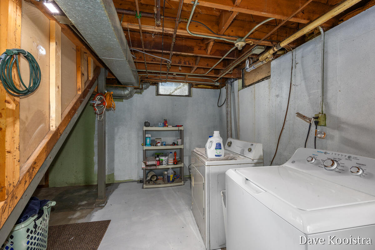 1704 Kentfield Street, Wyoming, MI, 49519