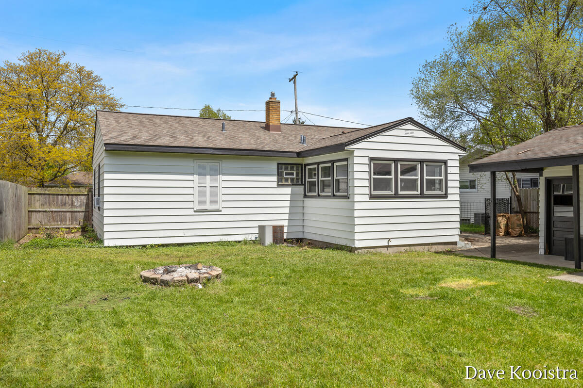 1704 Kentfield Street, Wyoming, MI, 49519