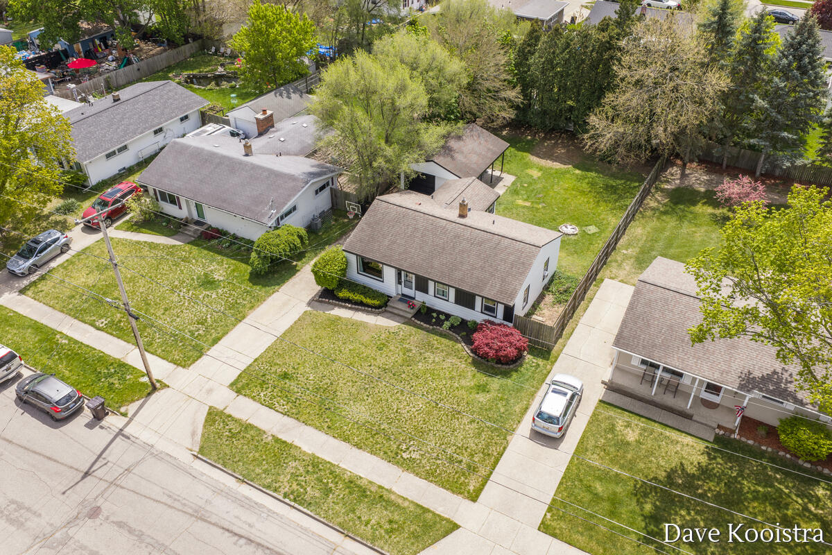 1704 Kentfield Street, Wyoming, MI, 49519