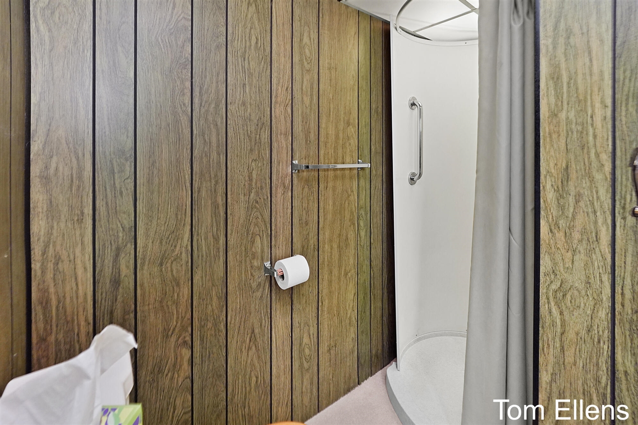 3705 Hazelwood Avenue, Wyoming, MI, 49519-3627
