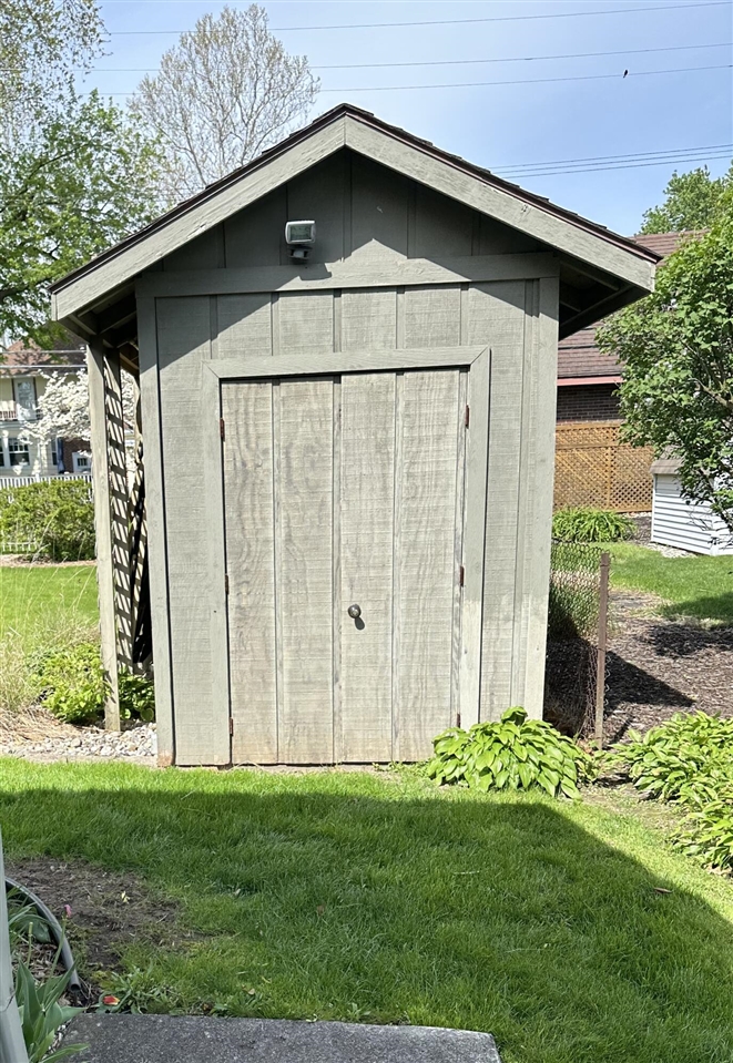 343 Hillcrest Boulevard, Ypsilanti, MI, 48197-4382
