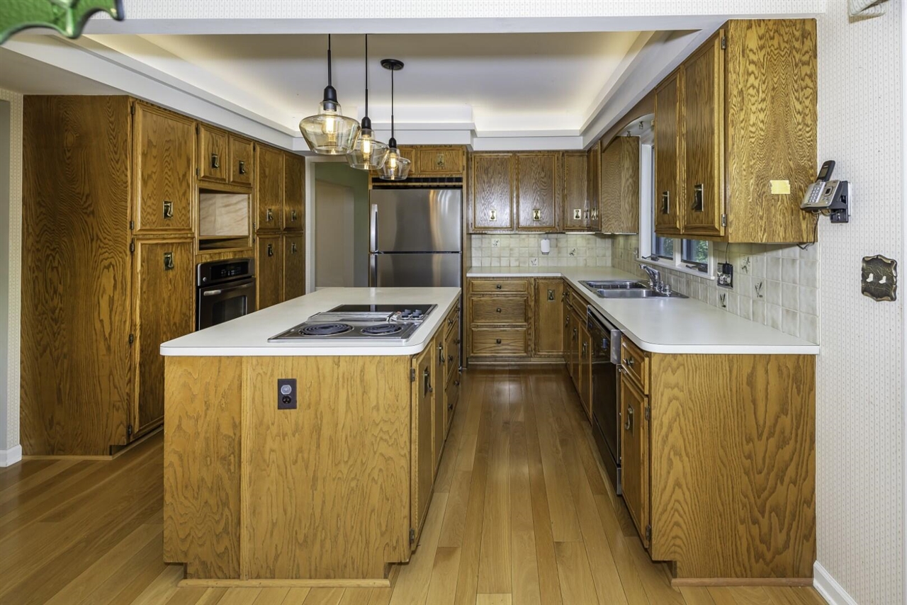 343 Hillcrest Boulevard, Ypsilanti, MI, 48197-4382