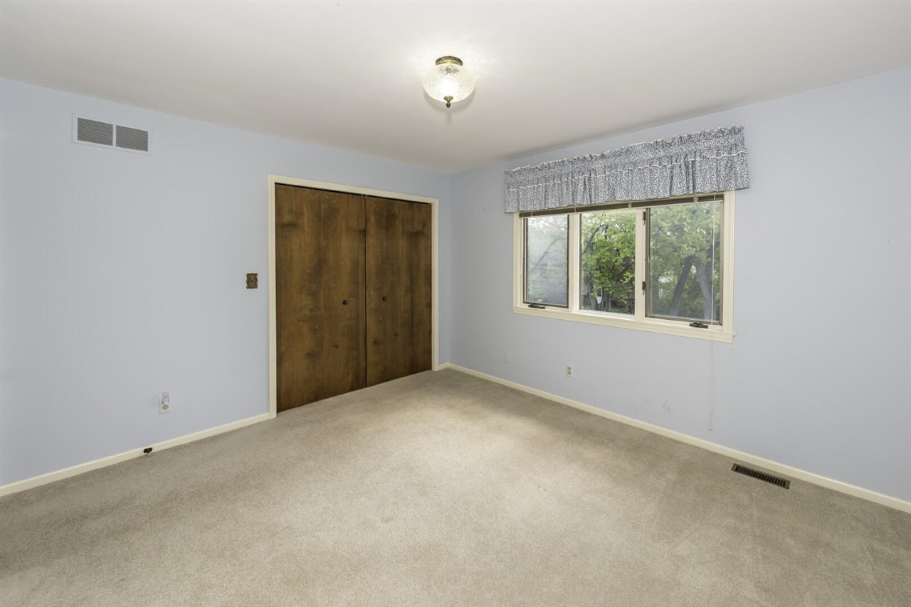 343 Hillcrest Boulevard, Ypsilanti, MI, 48197-4382