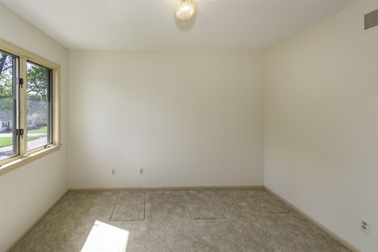 343 Hillcrest Boulevard, Ypsilanti, MI, 48197-4382