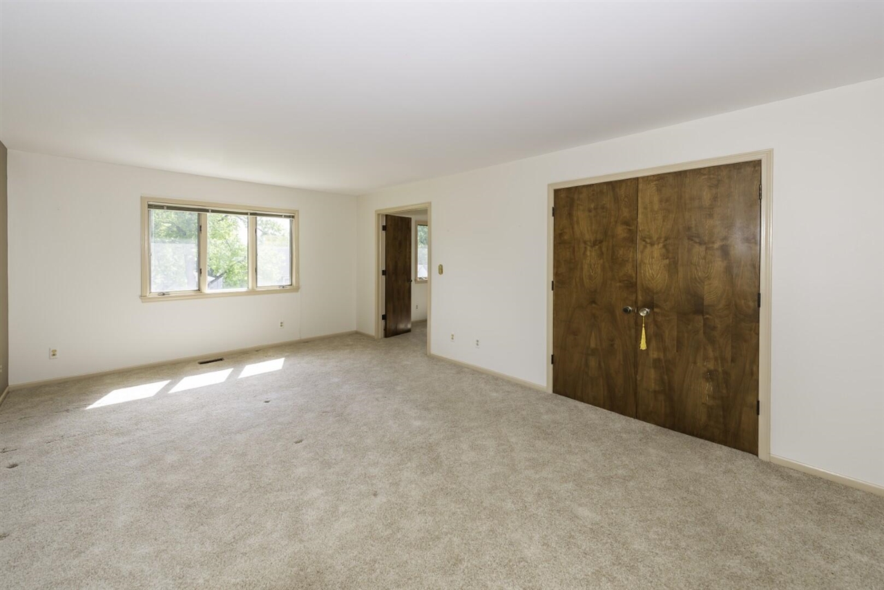 343 Hillcrest Boulevard, Ypsilanti, MI, 48197-4382