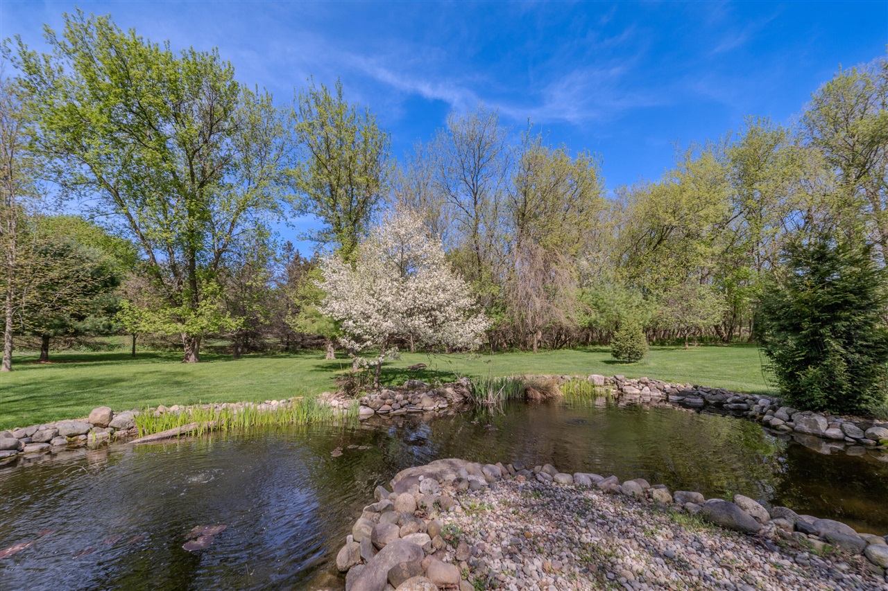 7395 Quail Ridge Drive, Dexter, MI, 48130-9341