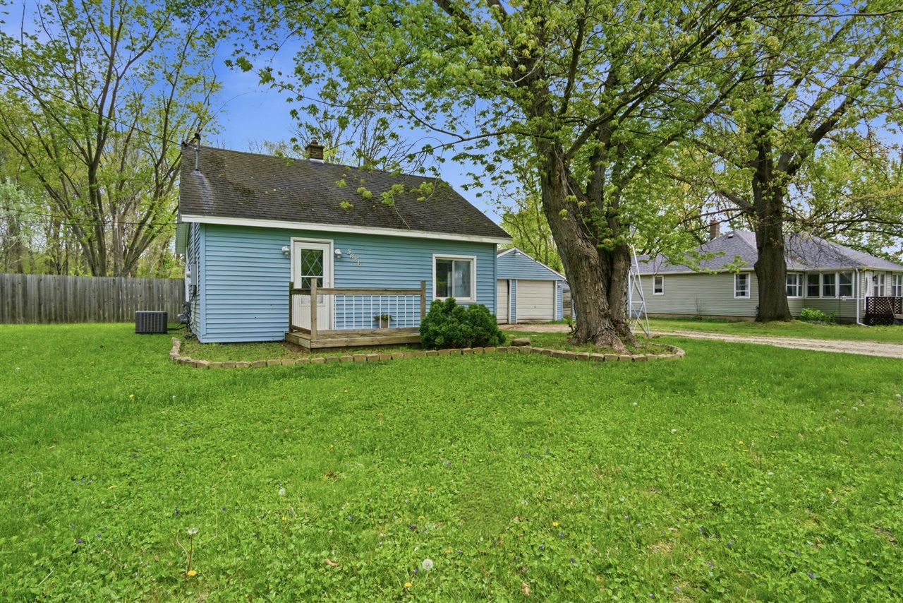 5686 Verta Drive, Belmont, MI, 49306-9493