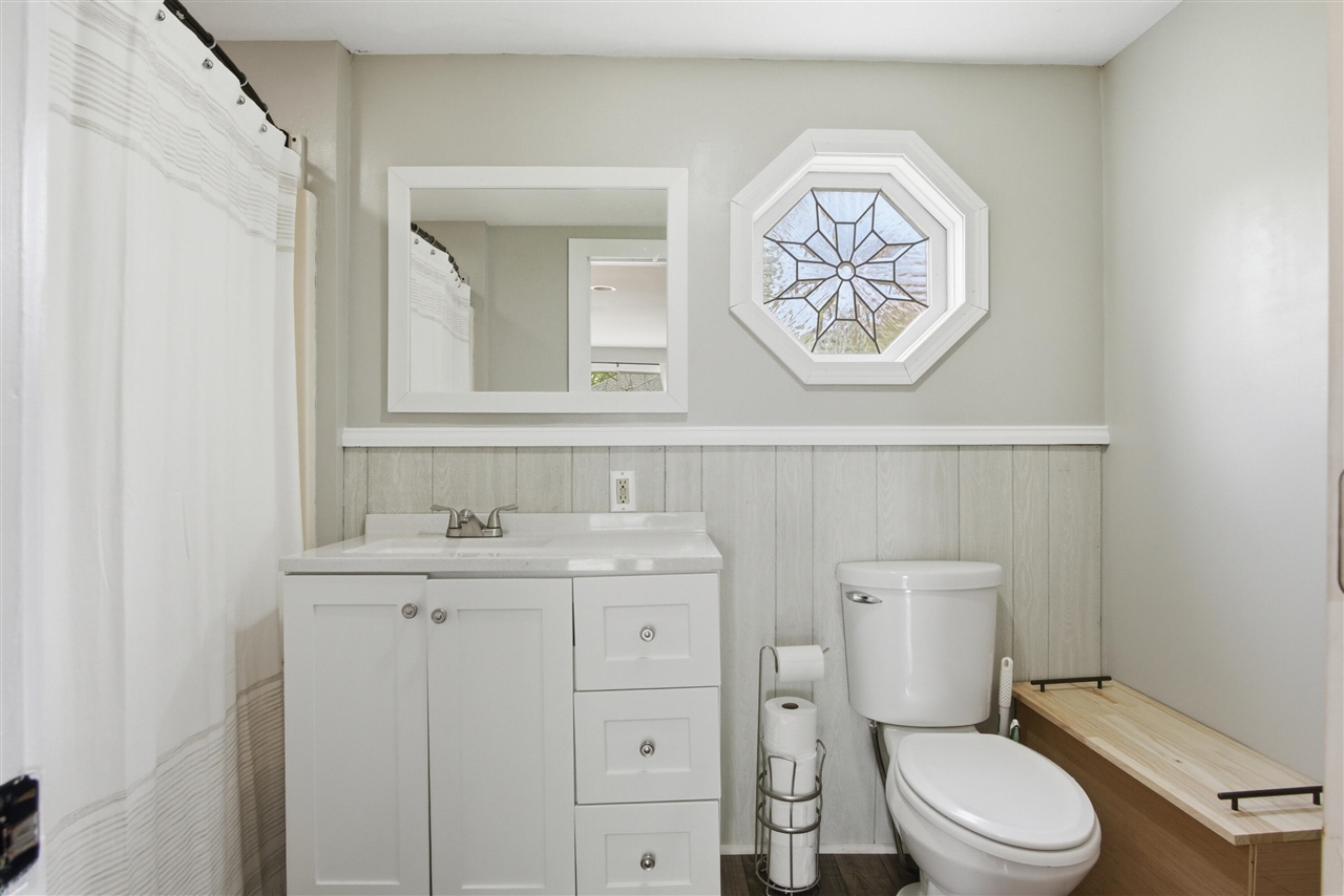 5686 Verta Drive, Belmont, MI, 49306-9493