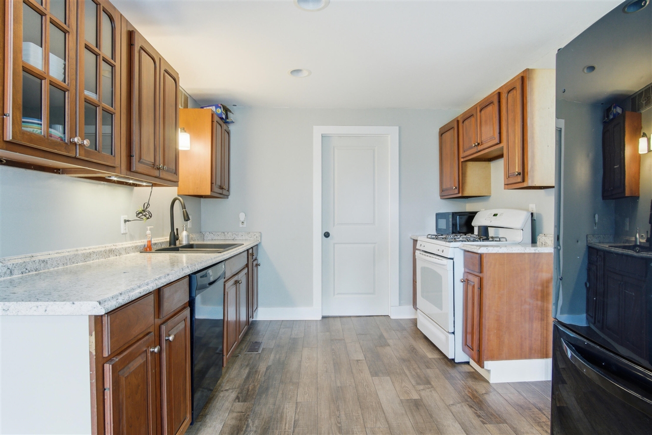 5686 Verta Drive, Belmont, MI, 49306-9493