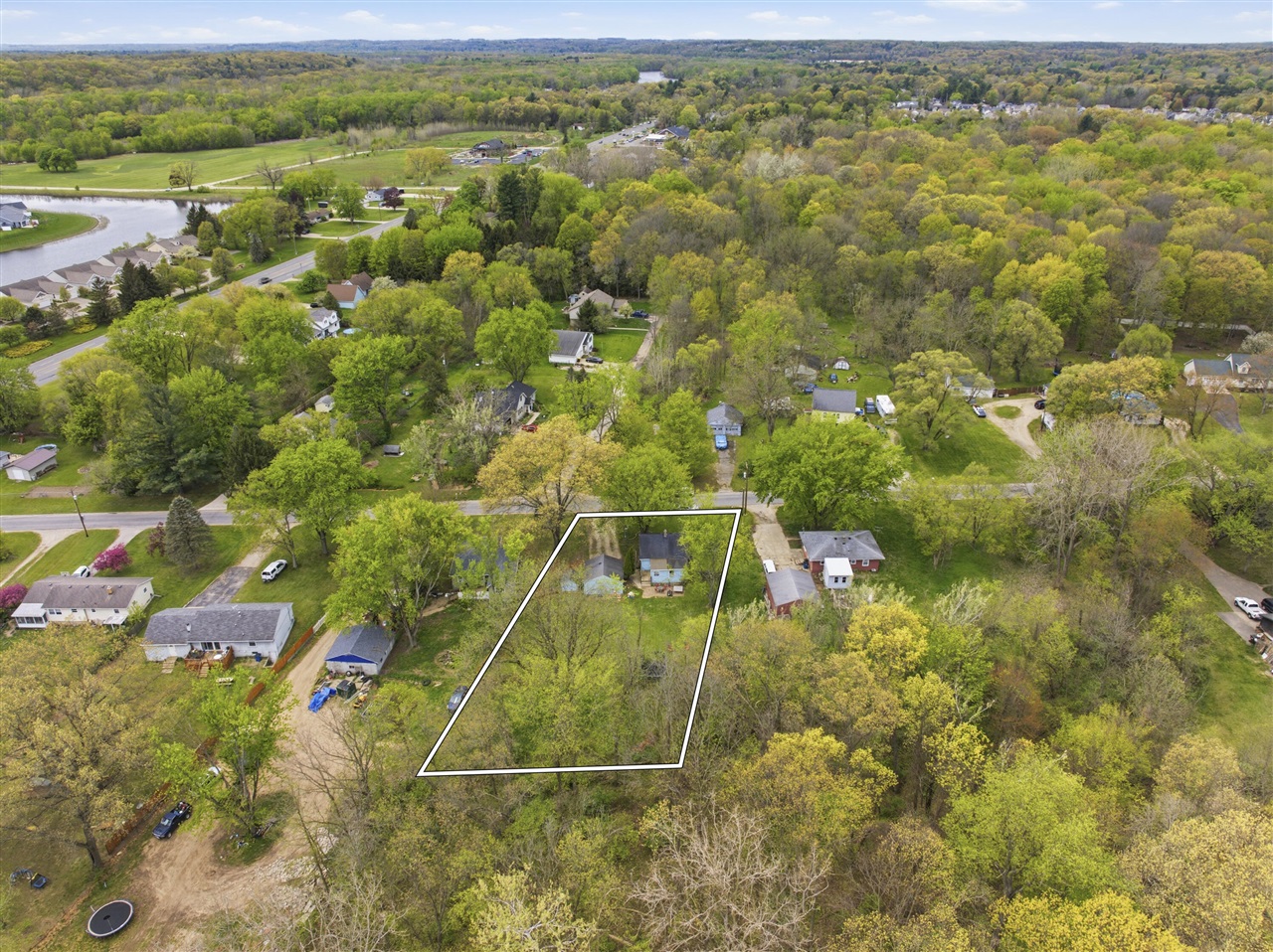 5686 Verta Drive, Belmont, MI, 49306-9493