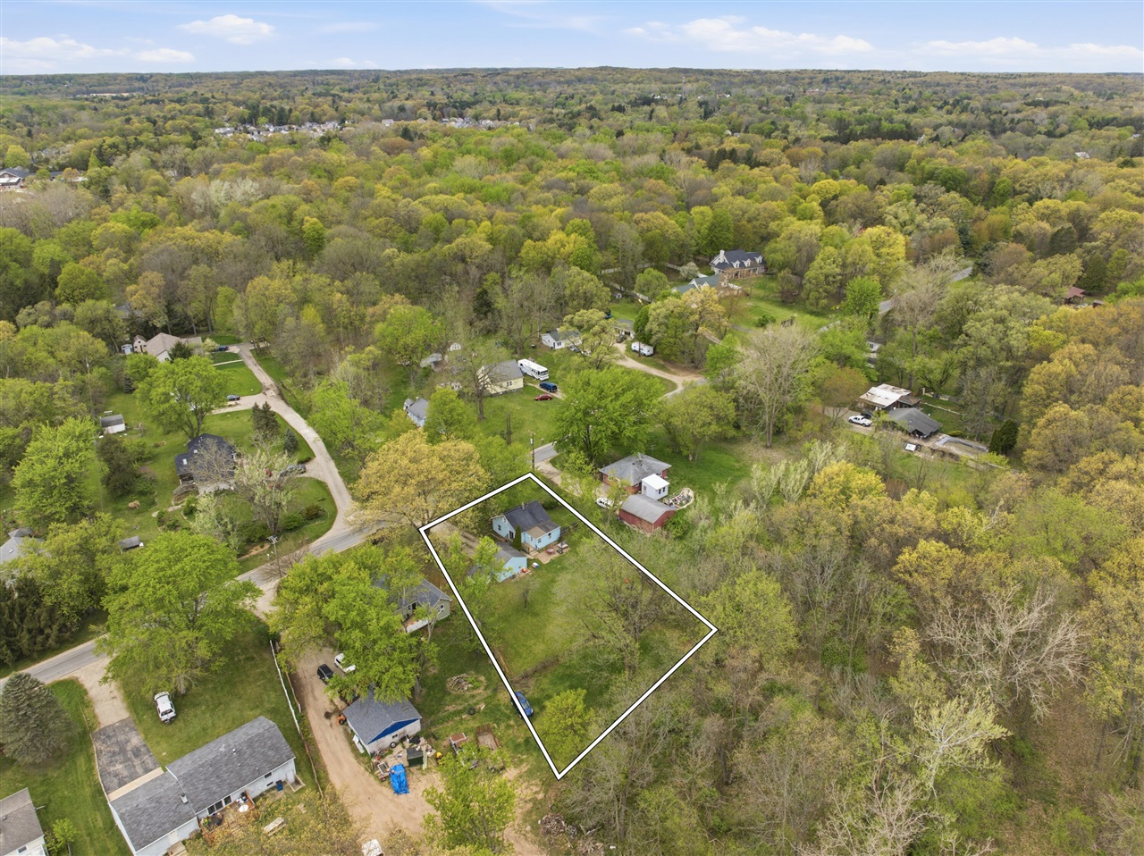 5686 Verta Drive, Belmont, MI, 49306-9493