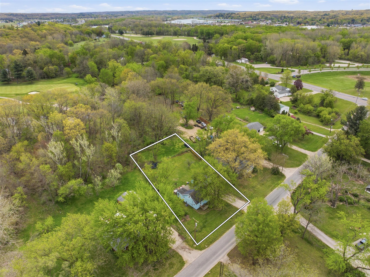 5686 Verta Drive, Belmont, MI, 49306-9493