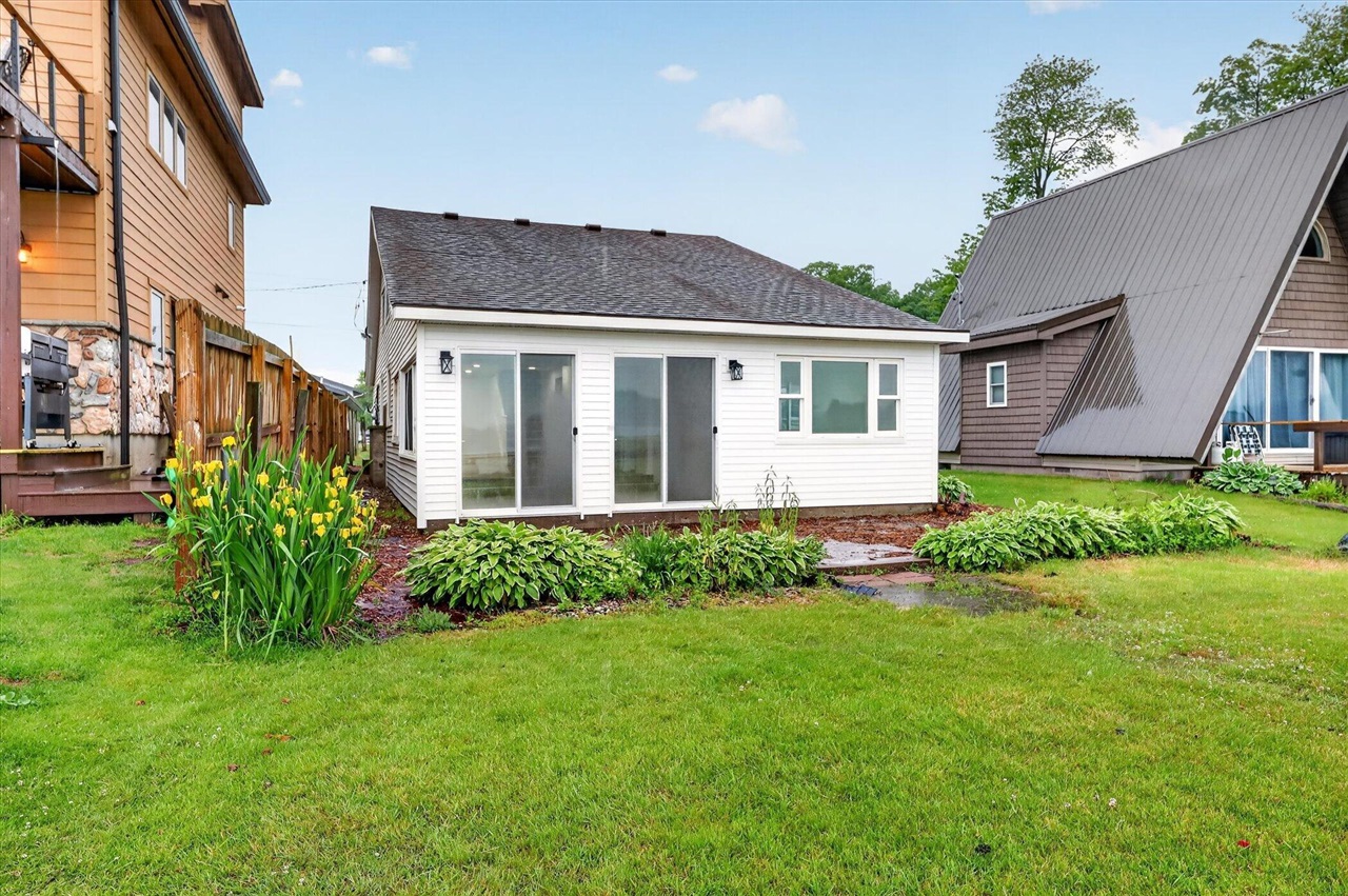 1st image of 14471 Frances Ave, Battle Creek, MI 49017 | MLS# 70530693