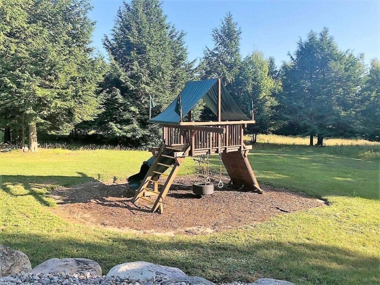 N Slope Drive, Onekama, MI, 49675