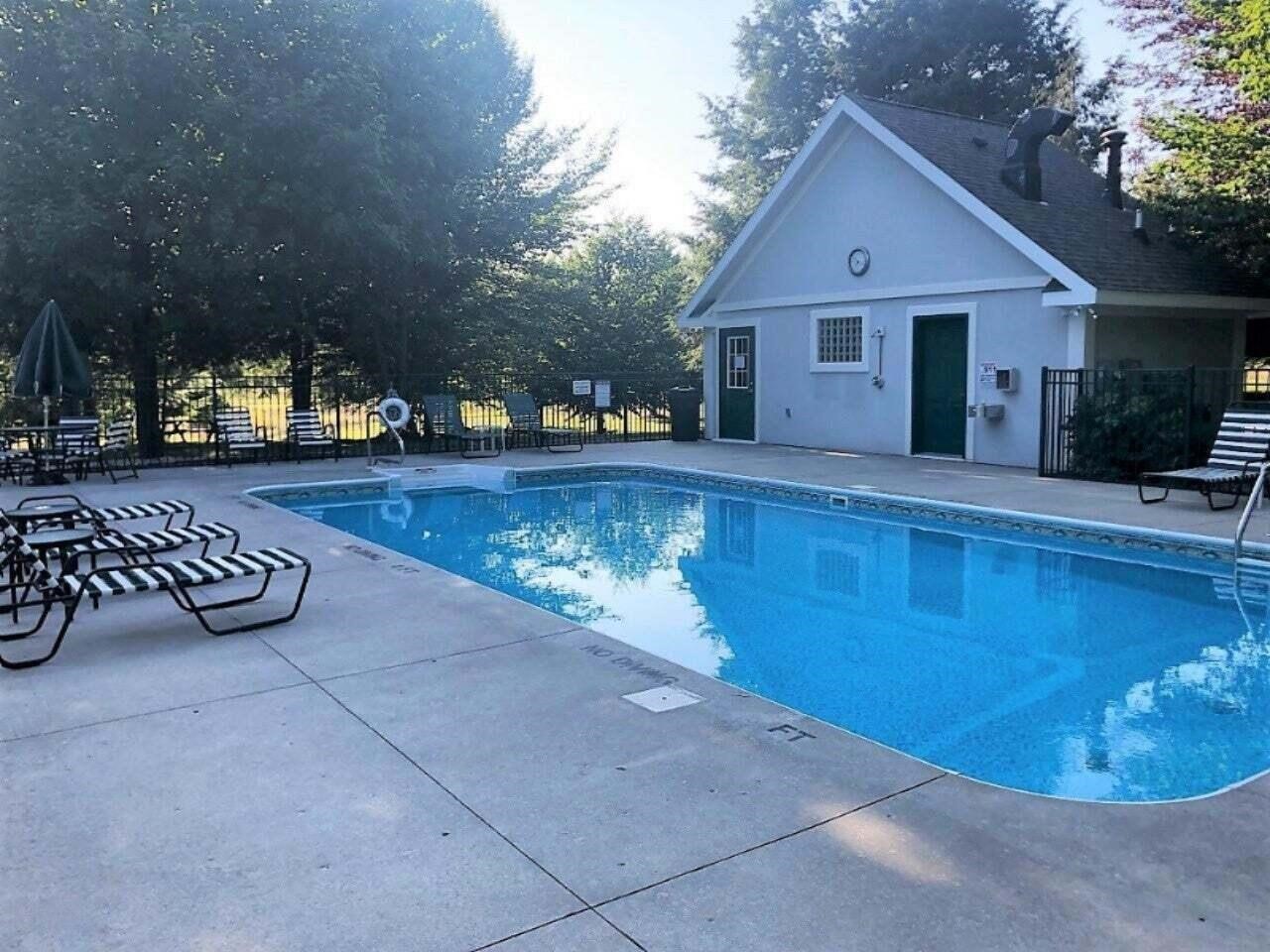 N Slope Drive, Onekama, MI, 49675