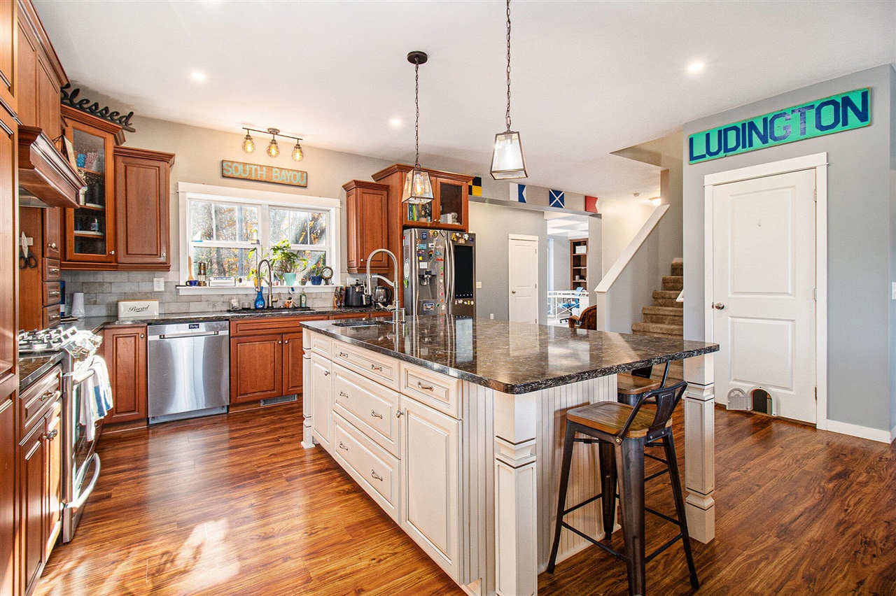 6774 Mears Road, Ludington, MI, 49431-9469