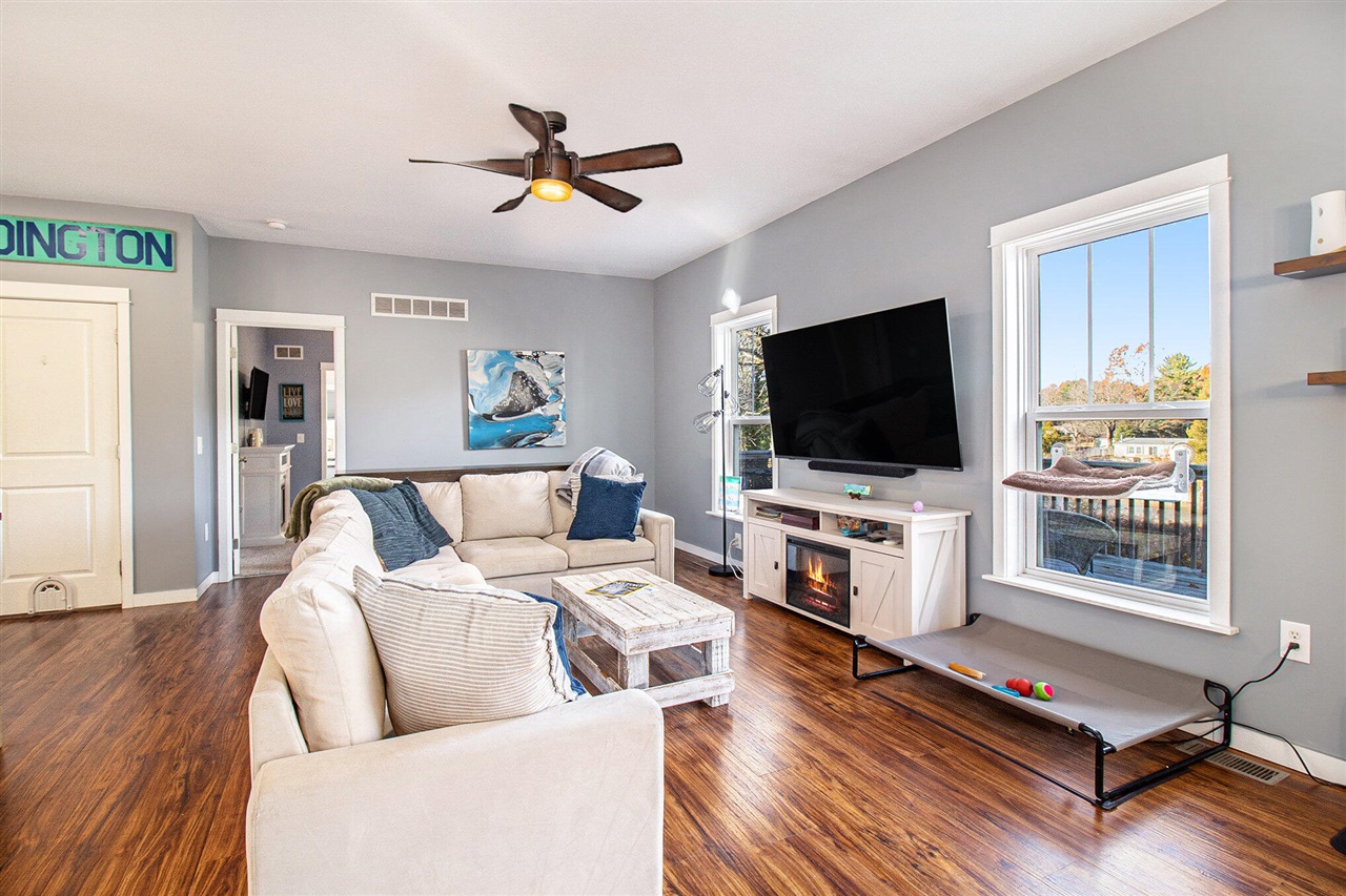 6774 Mears Road, Ludington, MI, 49431-9469