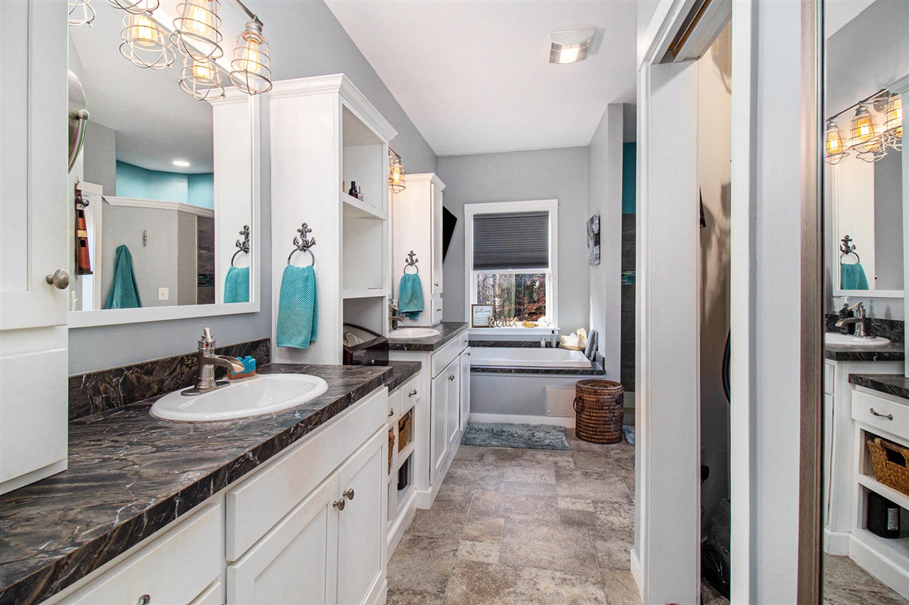6774 Mears Road, Ludington, MI, 49431-9469