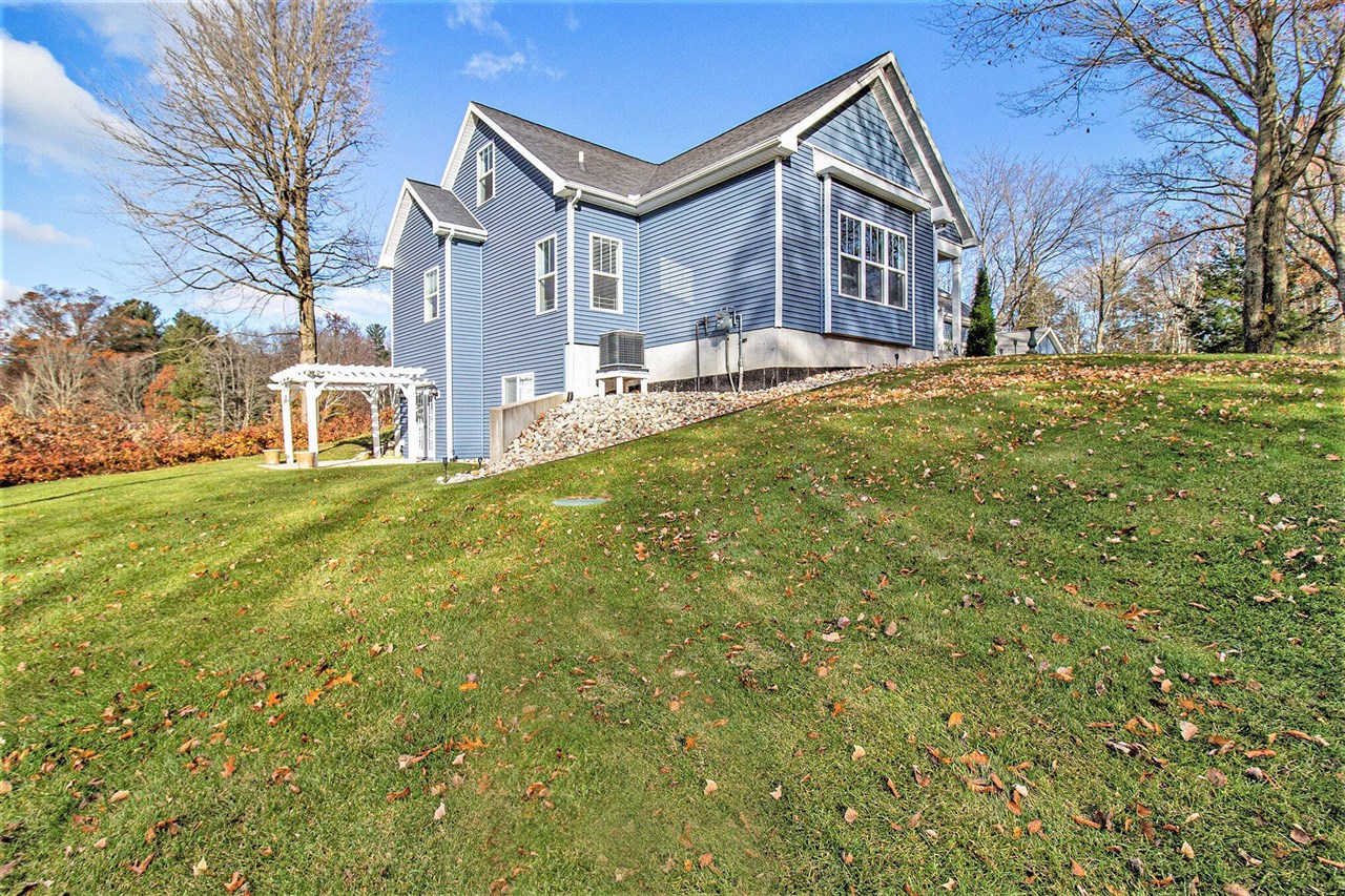 6774 Mears Road, Ludington, MI, 49431-9469