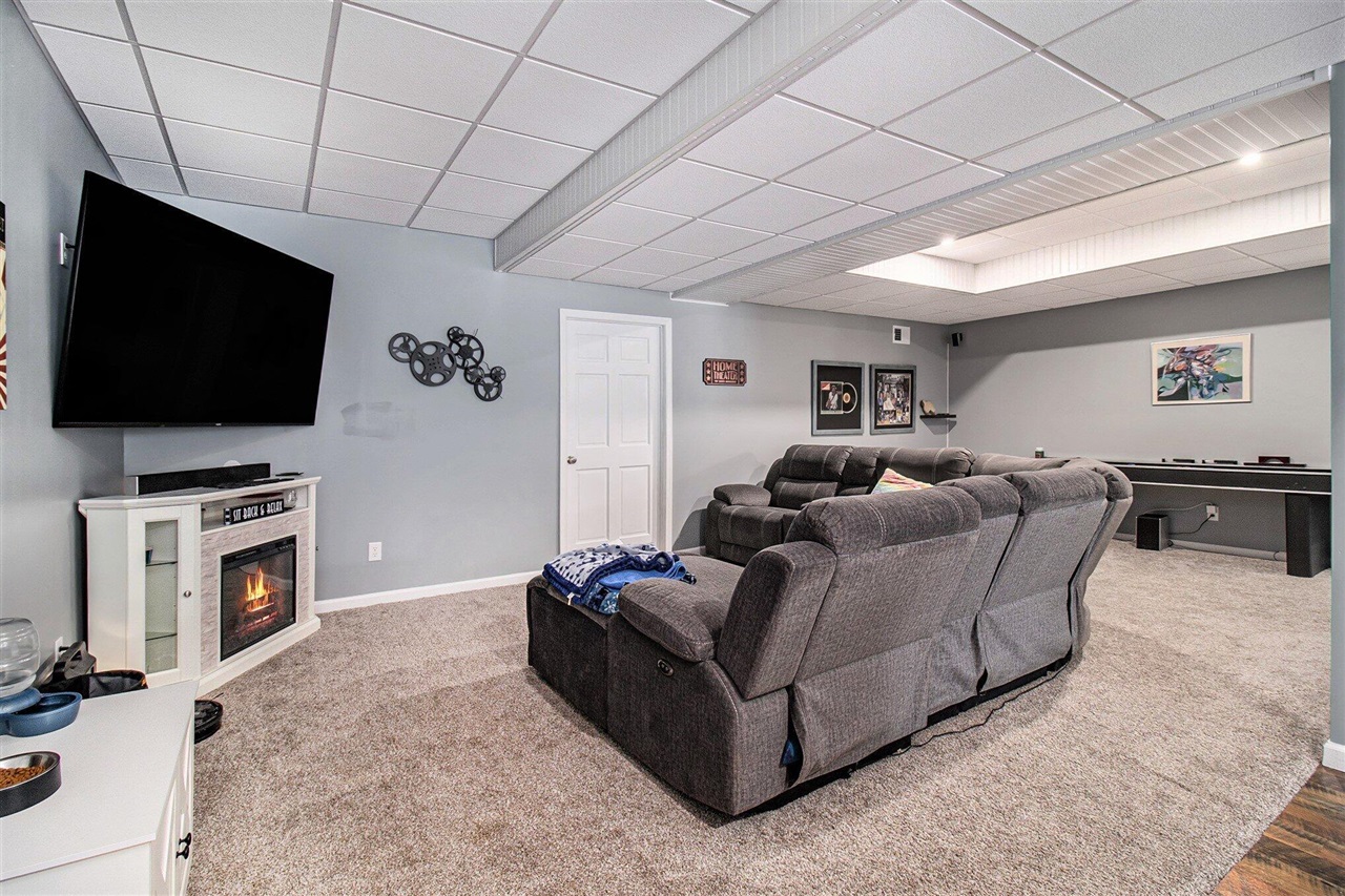 6774 Mears Road, Ludington, MI, 49431-9469