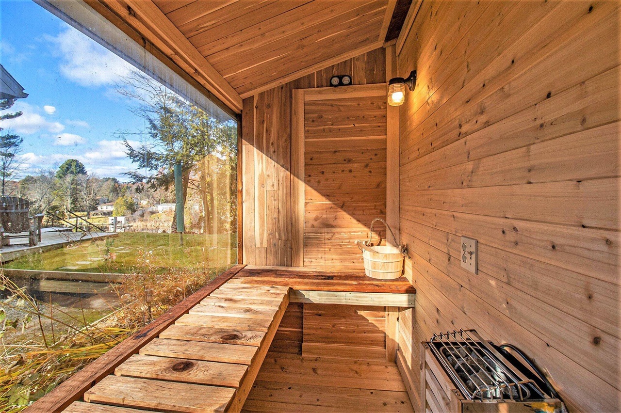 6774 Mears Road, Ludington, MI, 49431-9469