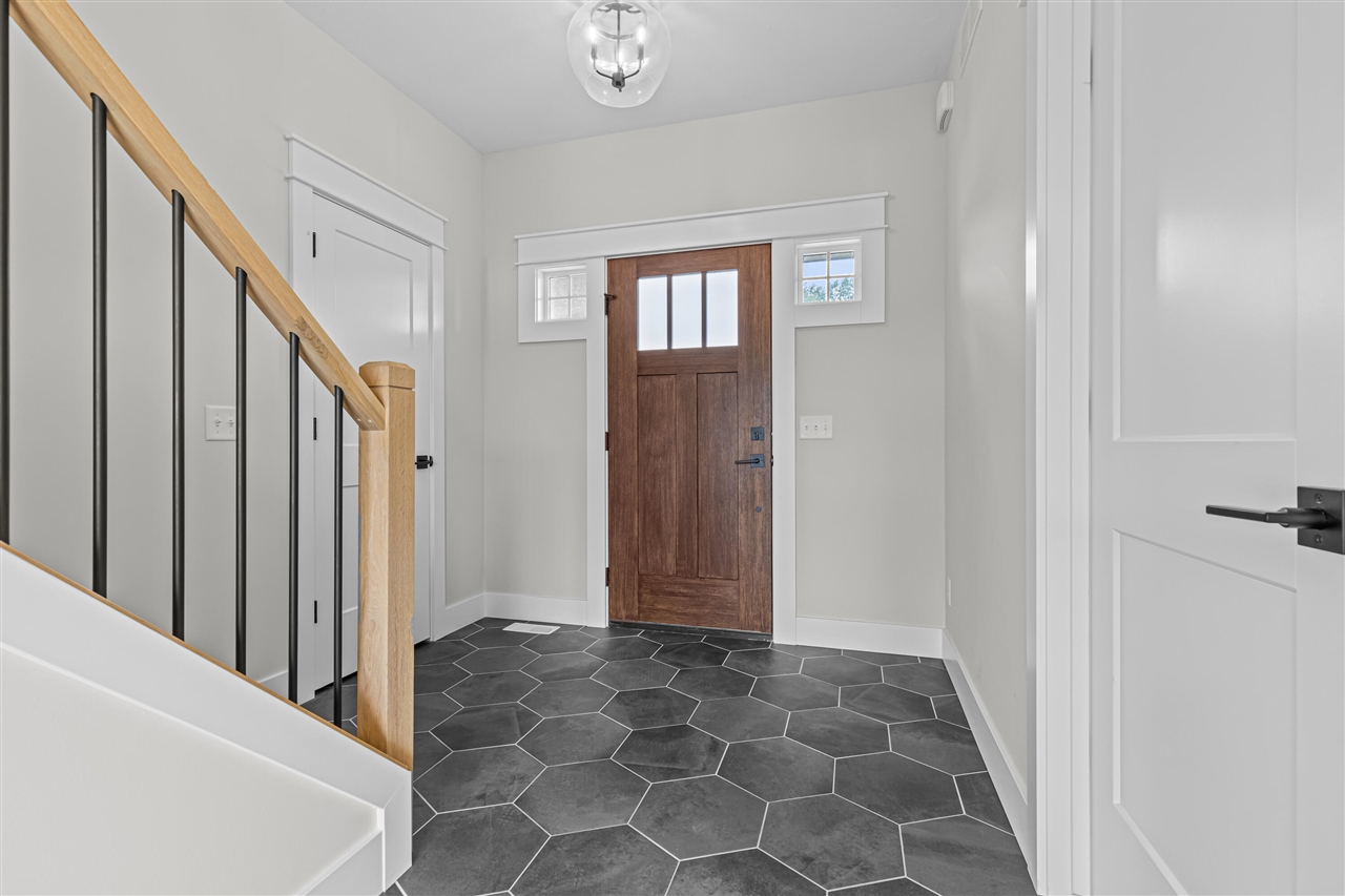 2nd image of 5584 Stonebridge Dr, Grandville, MI 49418 | MLS# 70530715