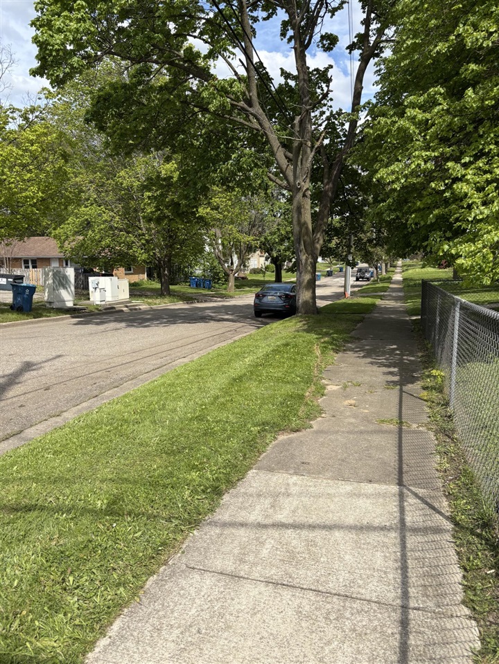 904 Homecrest Avenue, Kalamazoo, MI, 49001-4321