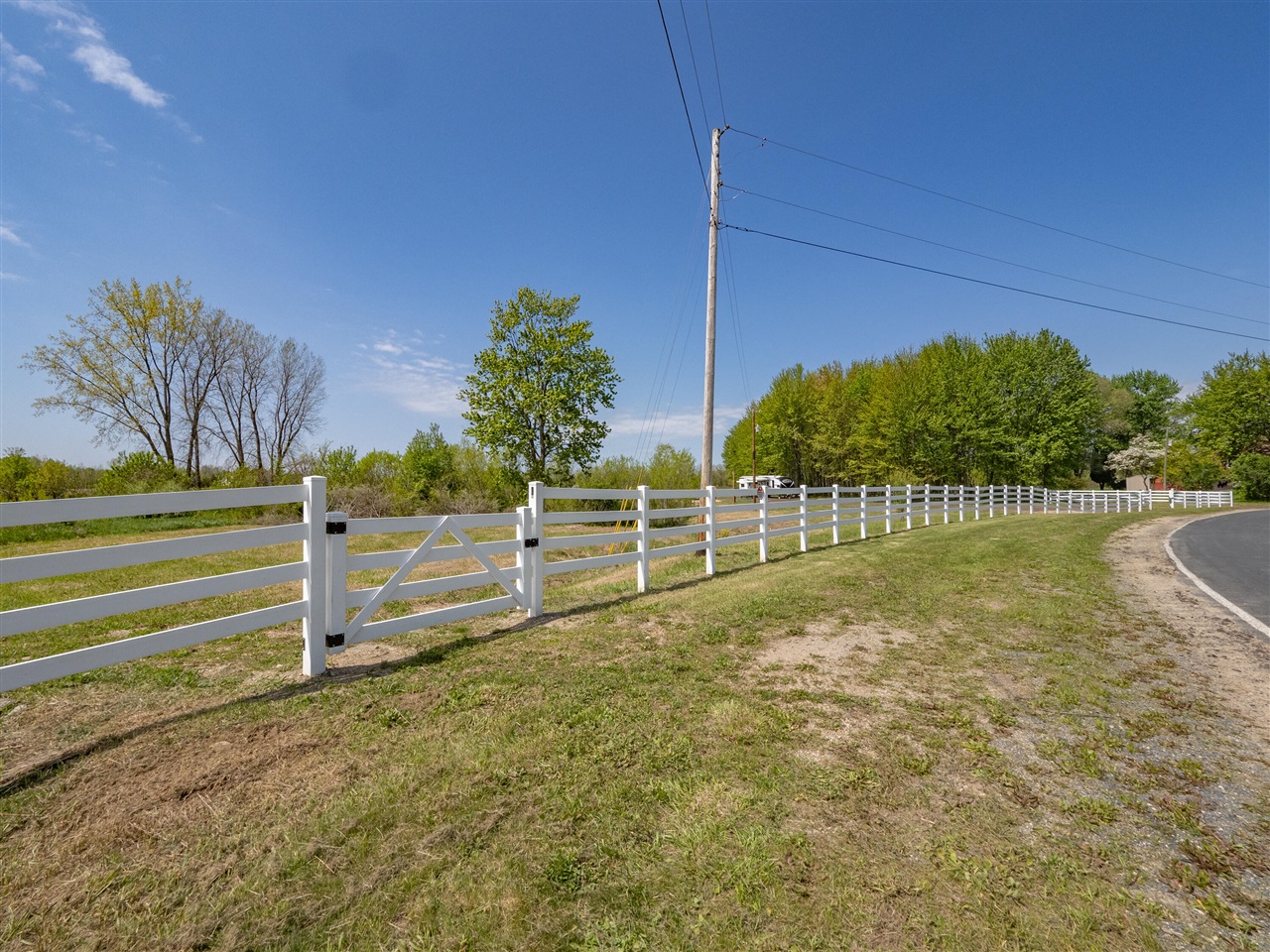 37916 County Road 665, Paw Paw, MI, 49079