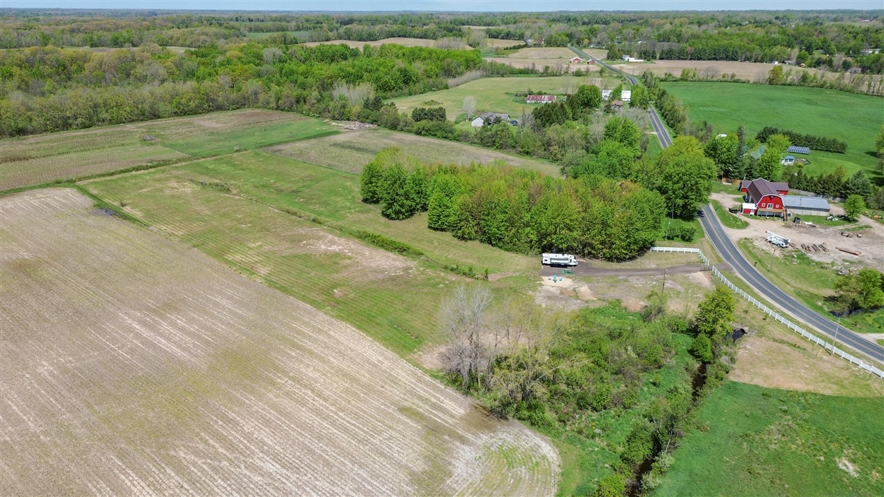 37916 County Road 665, Paw Paw, MI, 49079