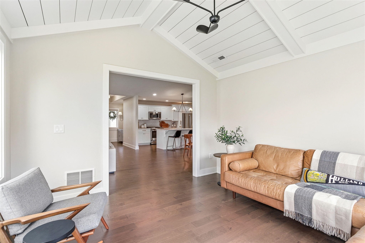 152 Jeans Meadow Court, Holland, MI, 49424