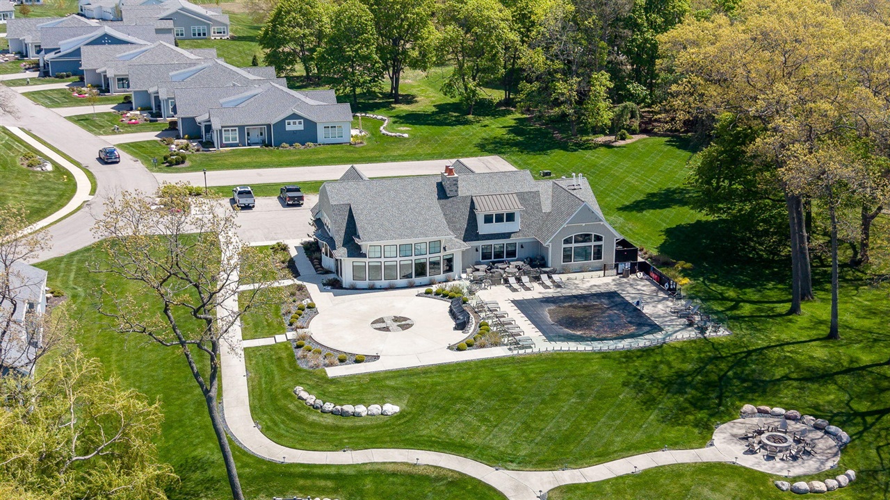 152 Jeans Meadow Court, Holland, MI, 49424