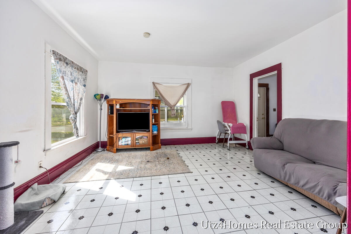 139 Sutton Street, Grand Rapids, MI, 49507-2932