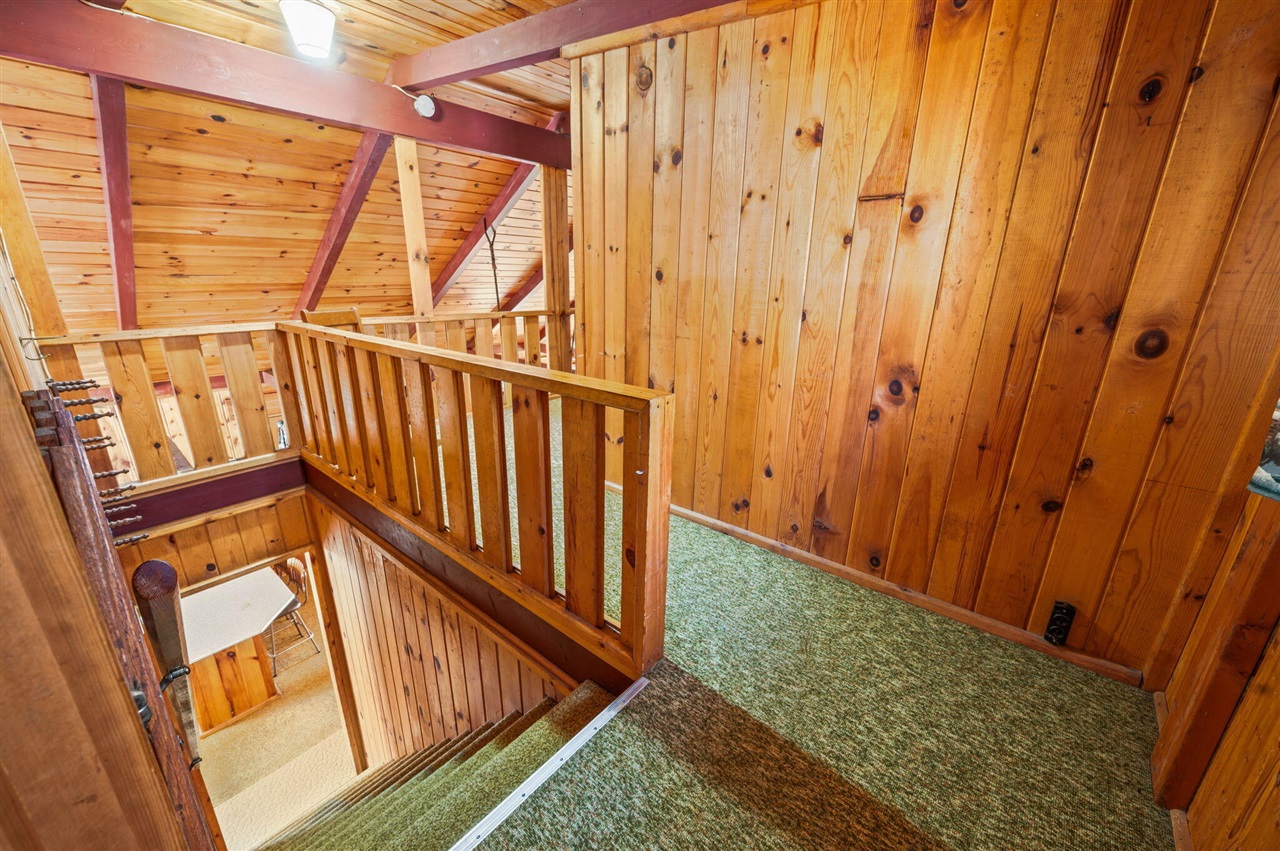 5717 W Pleasant Hill Road, Free Soil, MI, 49411-9724
