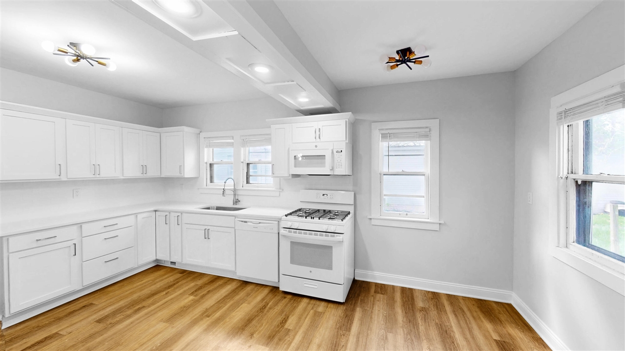 1107 Neland Avenue, Grand Rapids, MI, 49507-1442