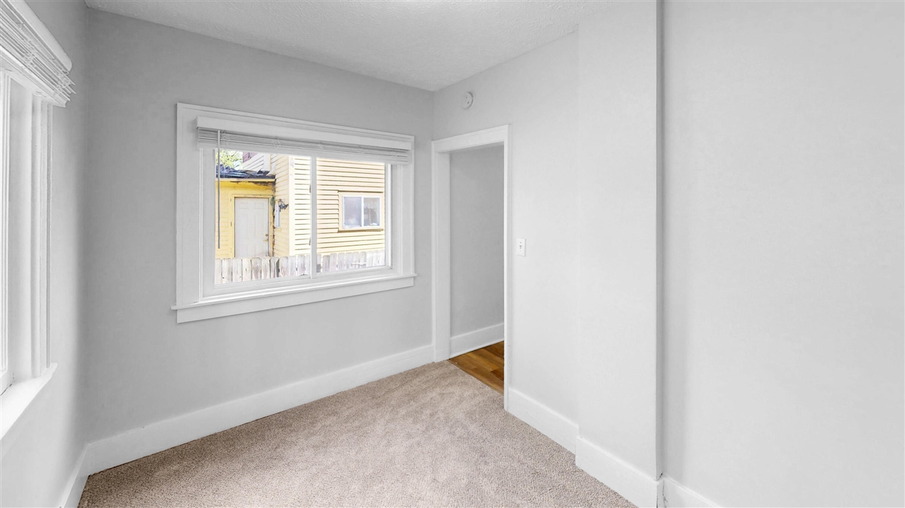 1107 Neland Avenue, Grand Rapids, MI, 49507-1442