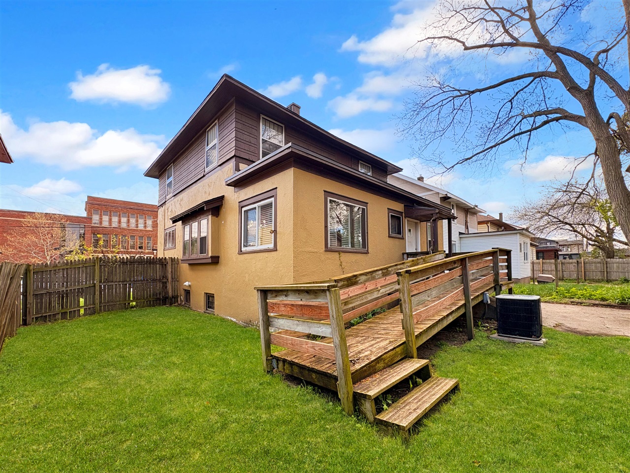 1107 Neland Avenue, Grand Rapids, MI, 49507-1442