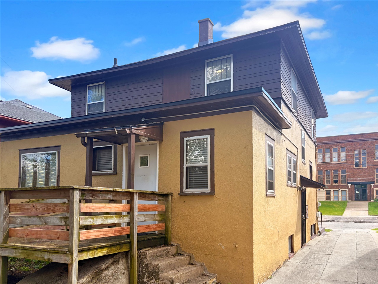 1107 Neland Avenue, Grand Rapids, MI, 49507-1442