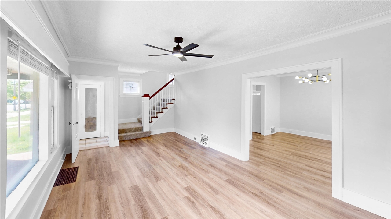 1107 Neland Avenue, Grand Rapids, MI, 49507-1442