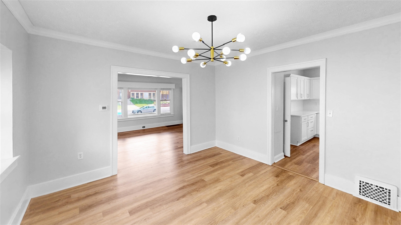 1107 Neland Avenue, Grand Rapids, MI, 49507-1442